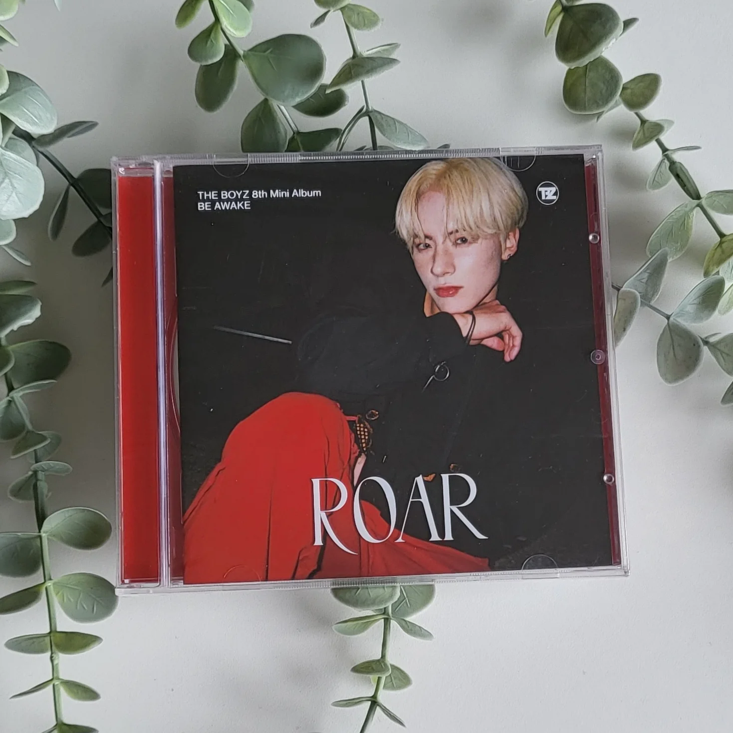 THE BOYZ - BE AWAKE (8TH MINI ALBUM) [JEWEL CASE] (11 VERSIONS) - Image 14