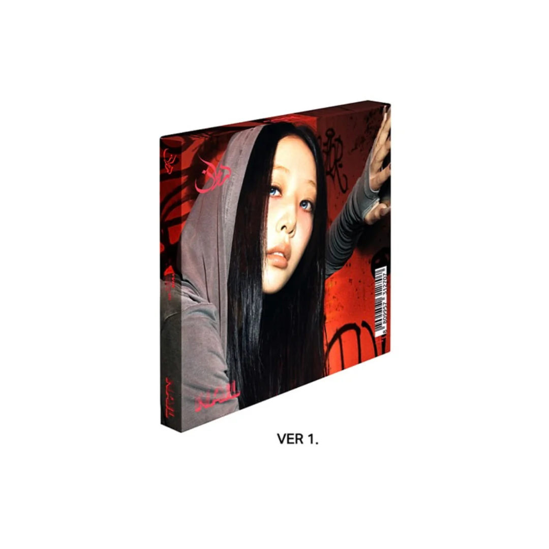 [SIGNED] YVES - 4TH EP [NAIL] DELUXE VER. (2 VERSIONS) - Image 2